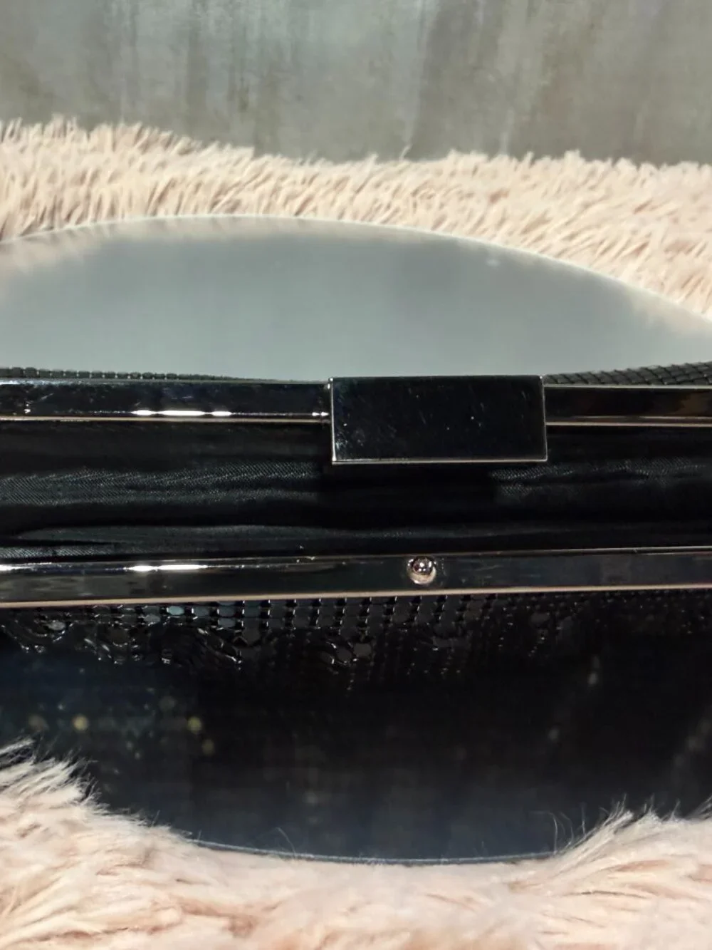 EUC Sparkly Sequin Evening Clutch/Formal Clutch - Black